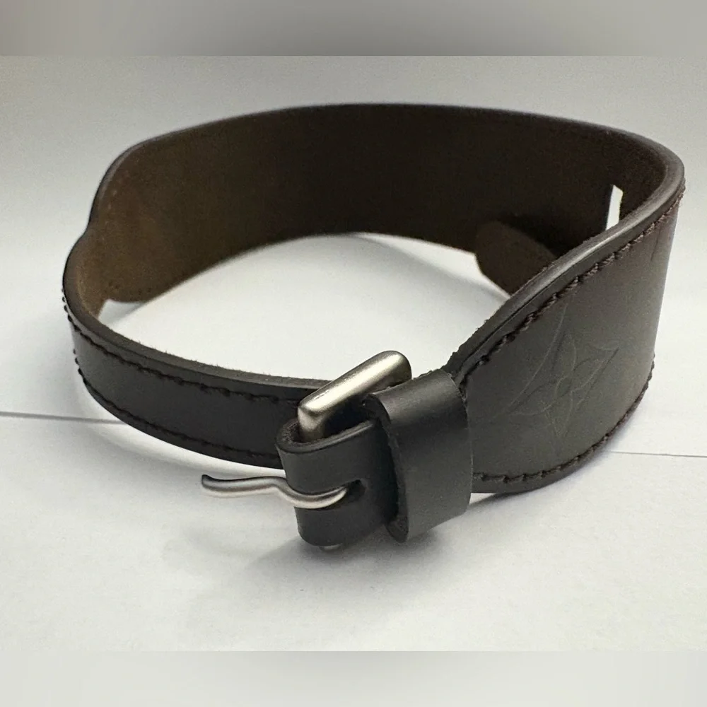 Louis Vuitton Monogram Glacé Leather Cuff Bracelet | June 2002 France | COA